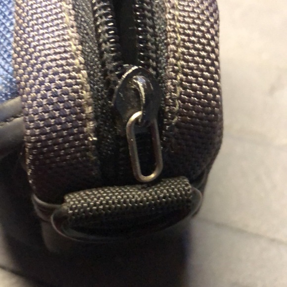 Icon Small Camera Bag - Picture 3 of 4